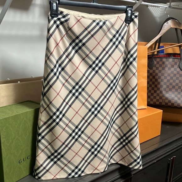 Burberry Vintage Nova Check A-Line Skirt - Size 0 - Picture 6 of 7